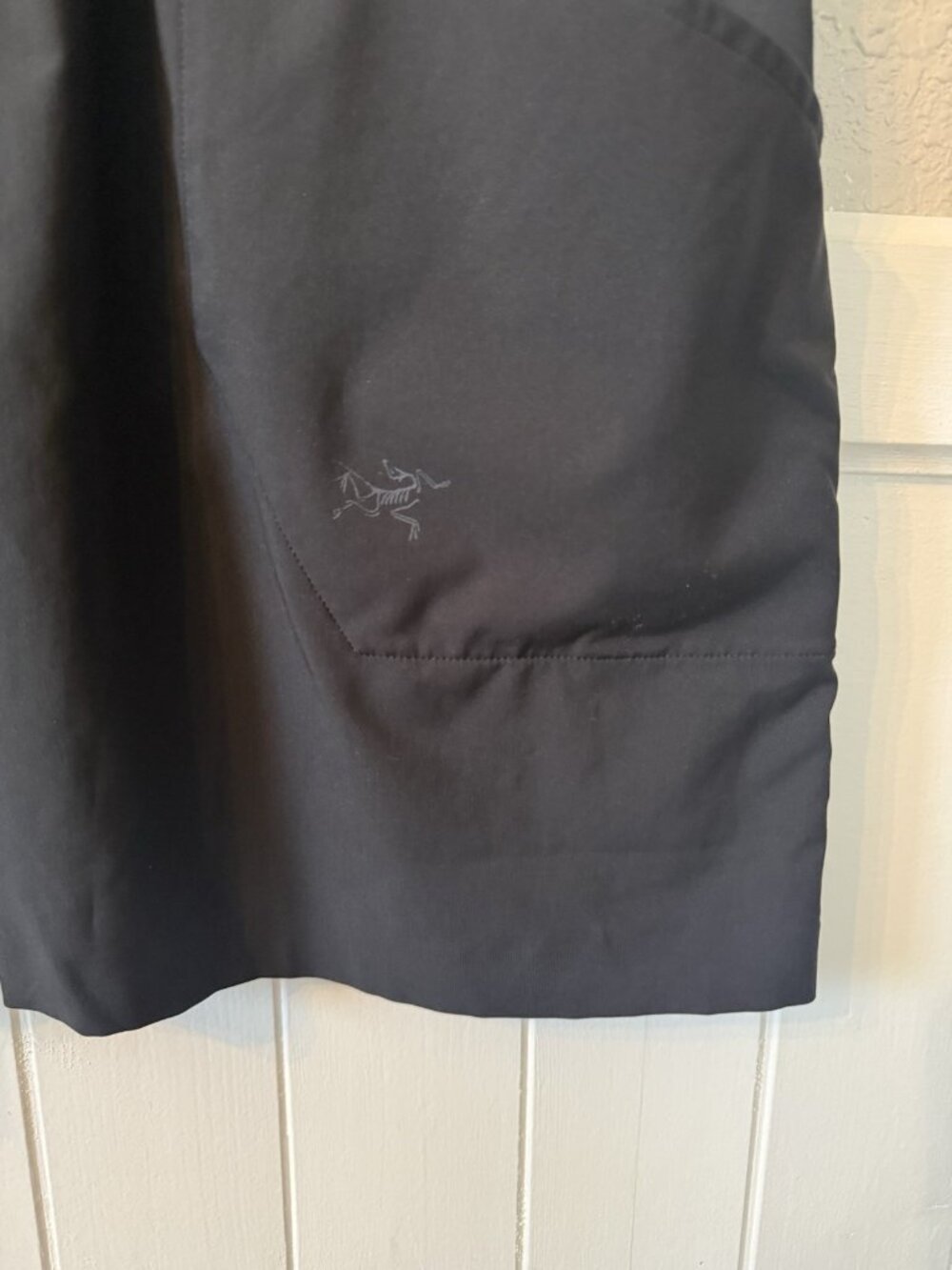Arc'Teryx Contenta Dress Womens XL Black Sleeveless Outdoor Gorpcore Pockets - Picture 3 of 12